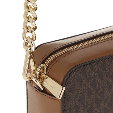 michael kors bruine handtas|Michael Kors jet set.